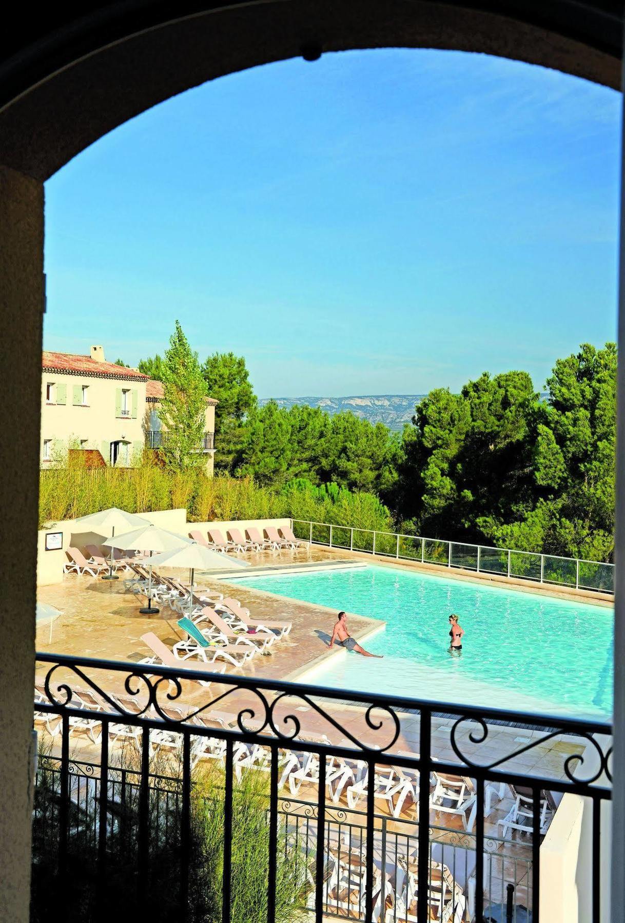 Residence Pierre & Vacances Les Coteaux De Pont-Royal Mallemort Buitenkant foto